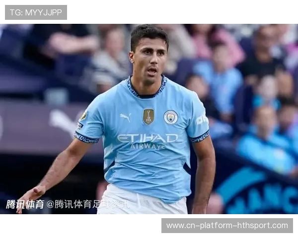 曼城中路围绕罗德里构建推进体系，前场联动更加流畅