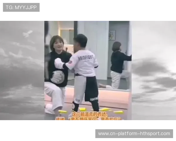 拳击赛双方教练互夸形成好教练话题